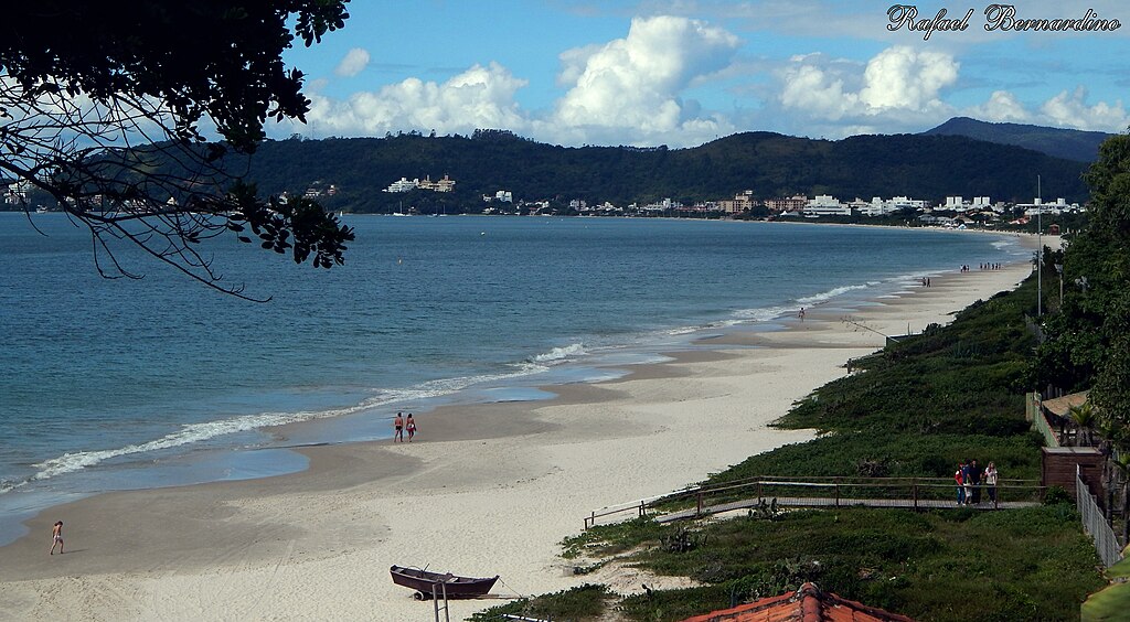 Praias de Luxo no Brasil Praias de Luxo no Brasil