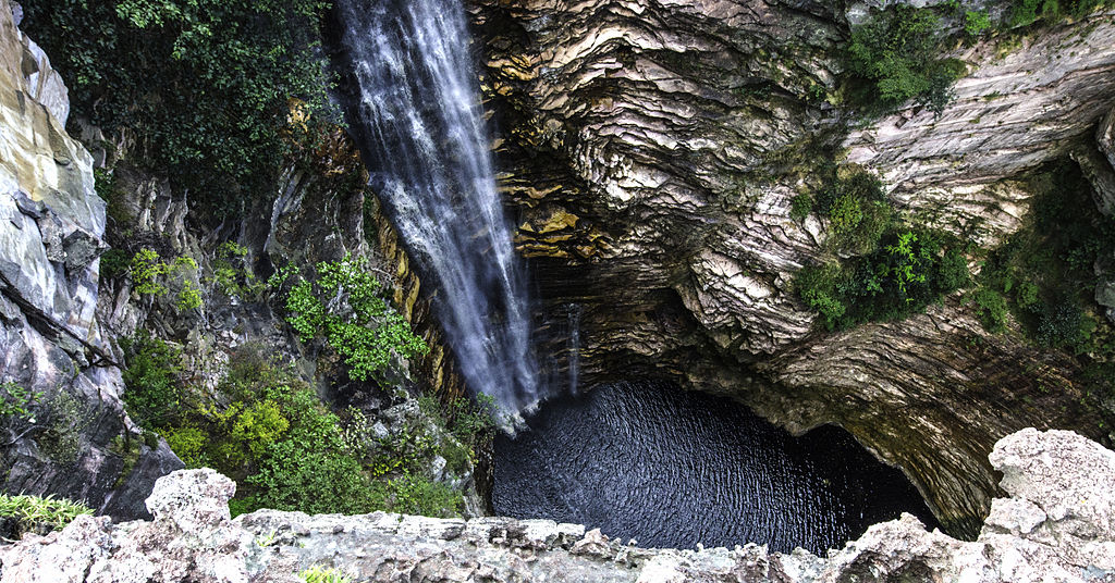 1024px-Cachoeira_do_Buracão_na_Chapada_Diamantina 1024px Cachoeira do Buracao na Chapada Diamantina