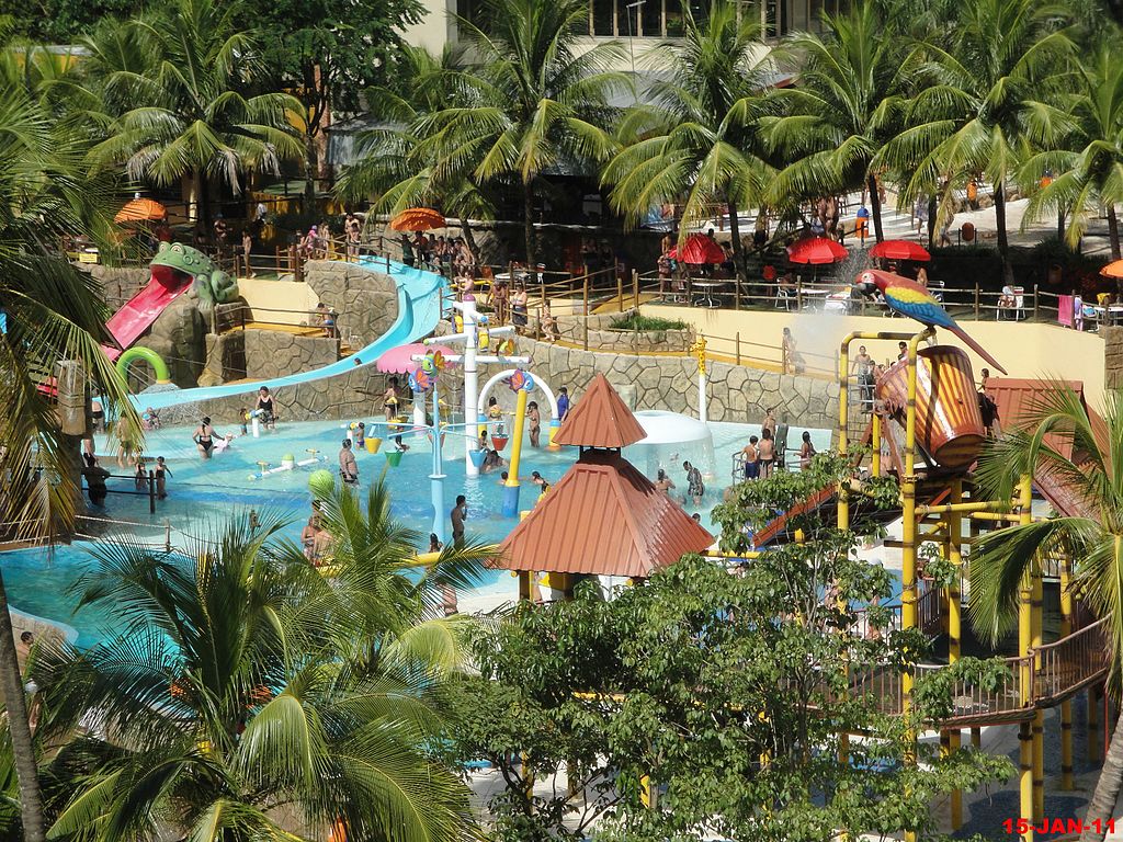 1024px-Thermas_dos_Laranjais,_Olímpia_-_Parque_Aquático_Infantil_e_Baldão_de_água_-_panoramio 1024px Thermas dos Laranjais Olimpia Parque Aquatico Infantil e Baldao de agua panoramio 1