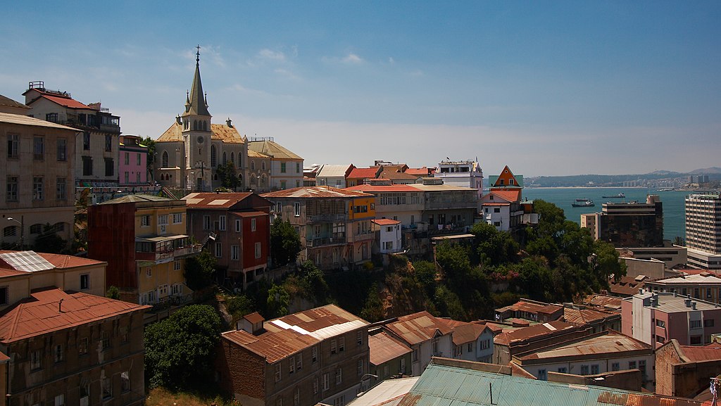 Viajar no Inverno: 10 Destinos Internacionais de Clima Ameno 9 1024px Valparaiso 20081207 30